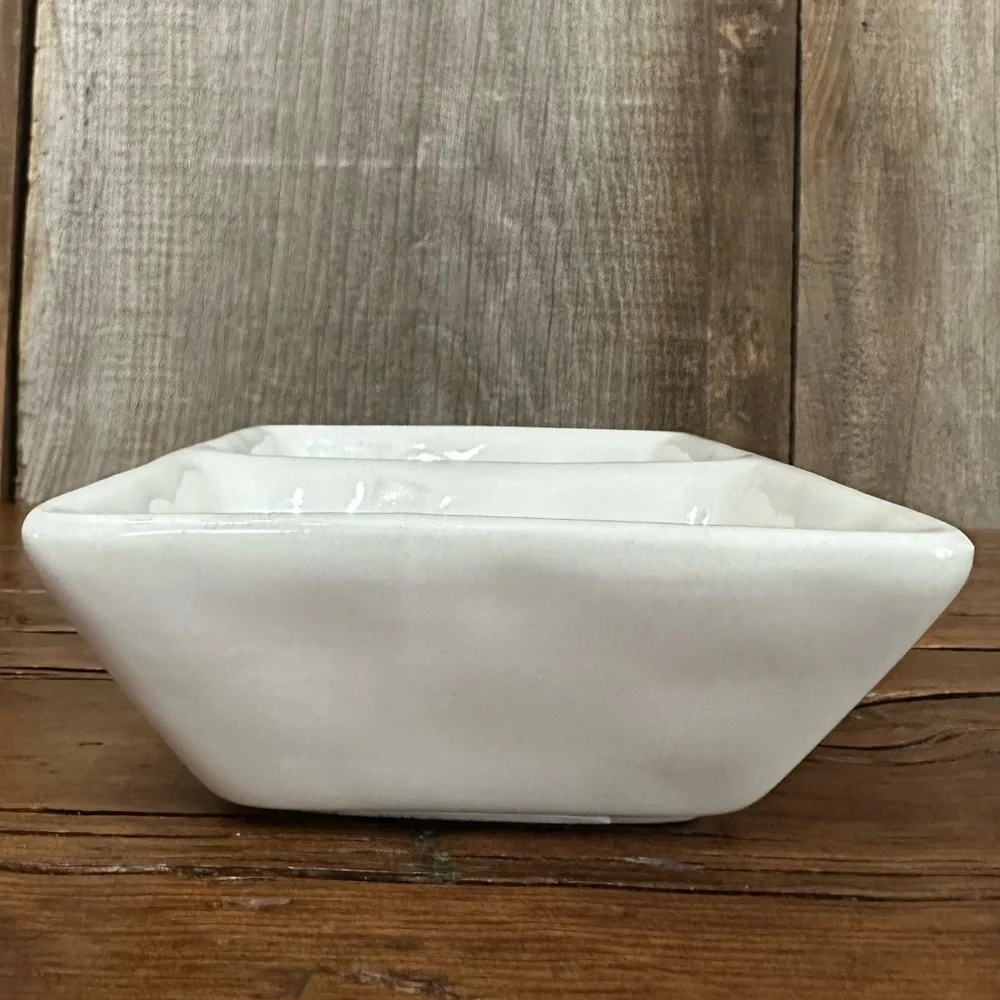 Rae Dunn Hip! Hop! Bunny Graphic 2 Section Trinket Tray